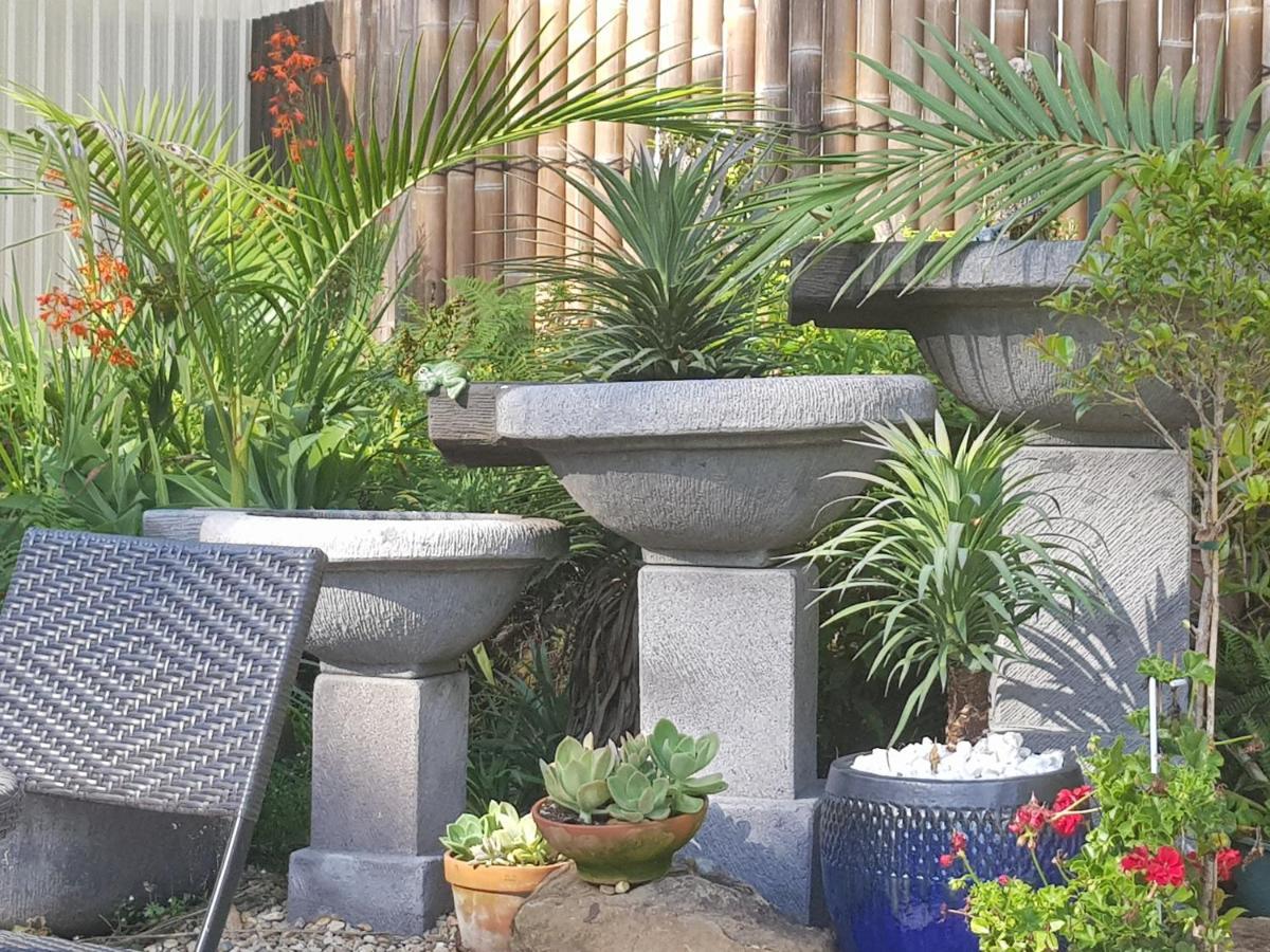 Mapleton Peaceful Provence Bnb Exterior photo