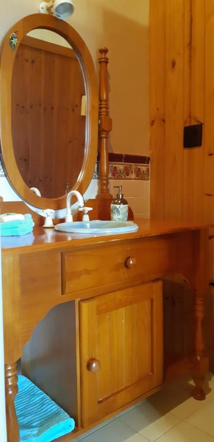 Mapleton Peaceful Provence Bnb Exterior photo